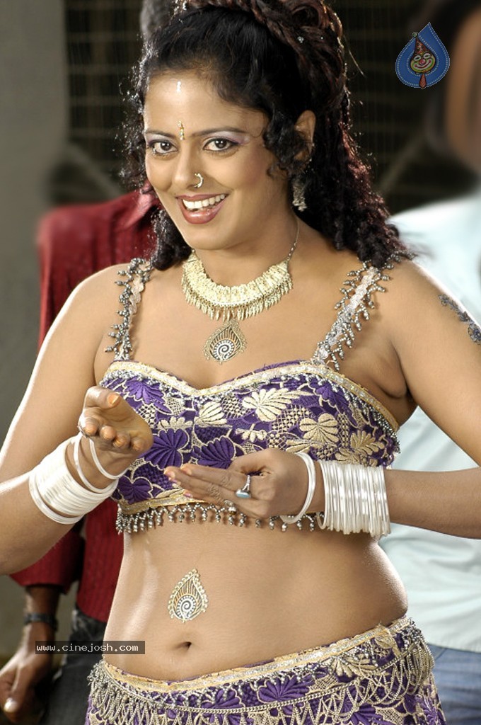 Vahini Hot Gallery - 6 / 78 photos