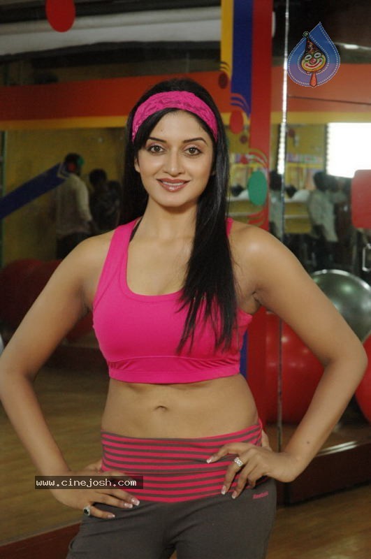 Vimala Raman Spicy Stills - 42 / 84 photos