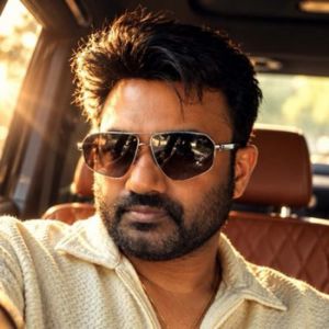 After TRS Debacle Maruthi Trying To Get Back His Mozo