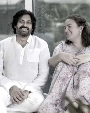 Pawan Kalyan Wife Anna Deactivating Insta Account 