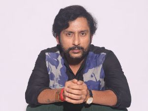 RJ Balaji Turns Top Director 