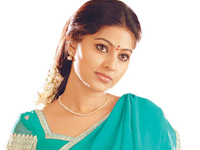 Sneha’s challenge with Vijayasanthi