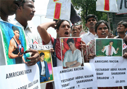 SFI protest demonstration against the humiliation of Sharukh