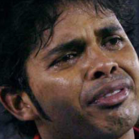 Cricketer Sreesanth tested positive for Swine Flu.