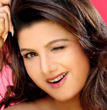 Rambha waiting for Sania's honey moon?