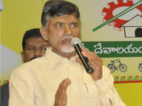 Govt failed to supply quality seeds to ryots: Naidu