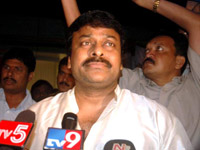 Chiru heaps praises on NTR