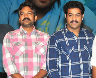 Rajamouli observing 'Shakti'