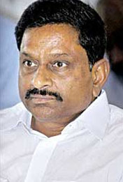 Resign, don't threaten: DL to YSR Cong MLAs