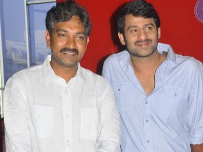 Prabhas distancing from Rajamouli?!