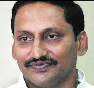 Kiran defeats No Confidence Motion by 38 votes