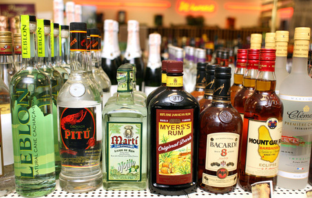 Check spurious liquor sale, says all party panel