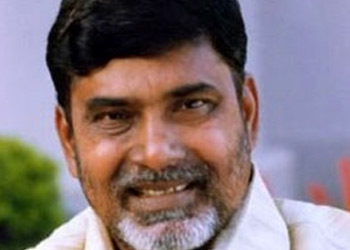 Naidu hails HC order on assets case