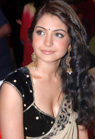 Anushka denies on her Dating Rumors