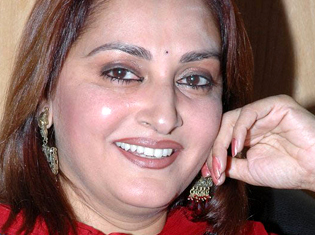 Jaya Prada to join State politics, praises Naidu