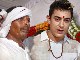 Aamir's Promise for Auto Driver