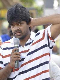 Heroes Queue up before Harish Shankar