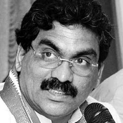 Lagadapati condemns Naidu's letter on Telangana