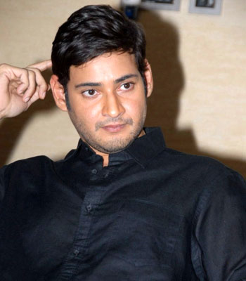 Mahesh Compels Interviewers that 'Q'?