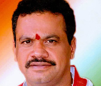 Komatireddy hints at quitting Congress