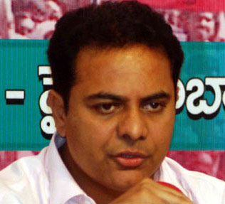 KTR accuses Seemandhra ministers of misleading GoM