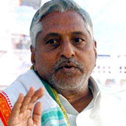 Jeevan Reddy slams GoM over Rayala Telangana move