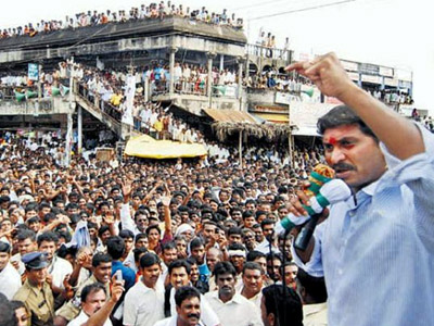 Jagan flays politics of convenience, connivance