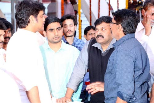 Ramcharan Misses Chiru Arrives