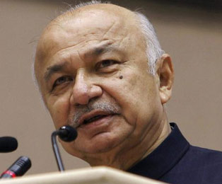 Kiran had no options than resignation: Shinde