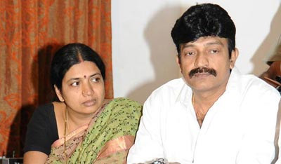 Actor couple Rajasekhar-Jeevitha meets KCR