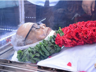 Balachander's Last Rites; Kamal Misses