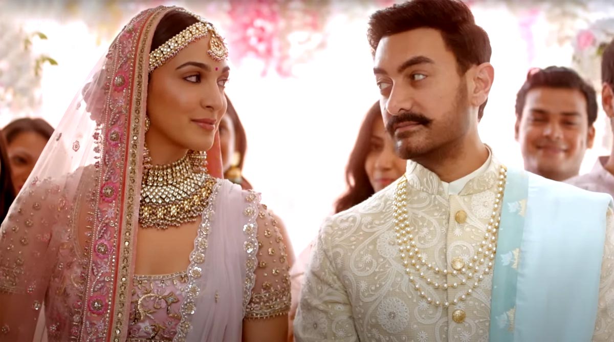 Aamir Khan landed in another controversy along with Kiara Advani