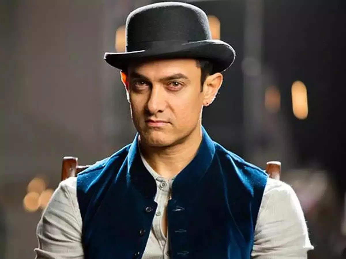 Aamir Khan Readies For X Mas Treat