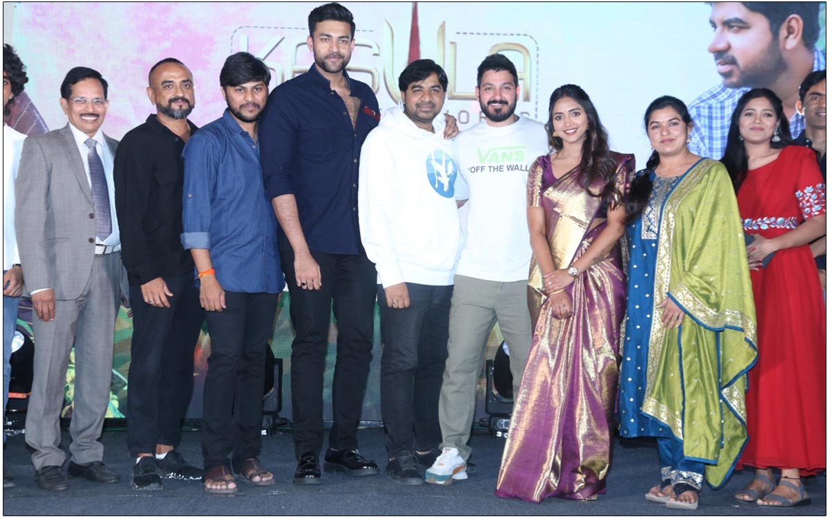  Abhinav Gomatam Masthu Shades Unnay Ra Pre Release Event Held In A Grand Manner