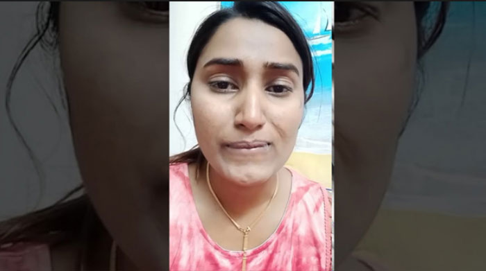 Actor Swathi Naidu Video