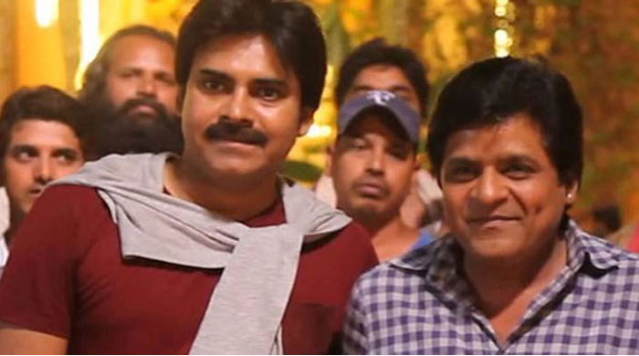 Ali to Raise Collars on Pawan Kalyan's Fans?