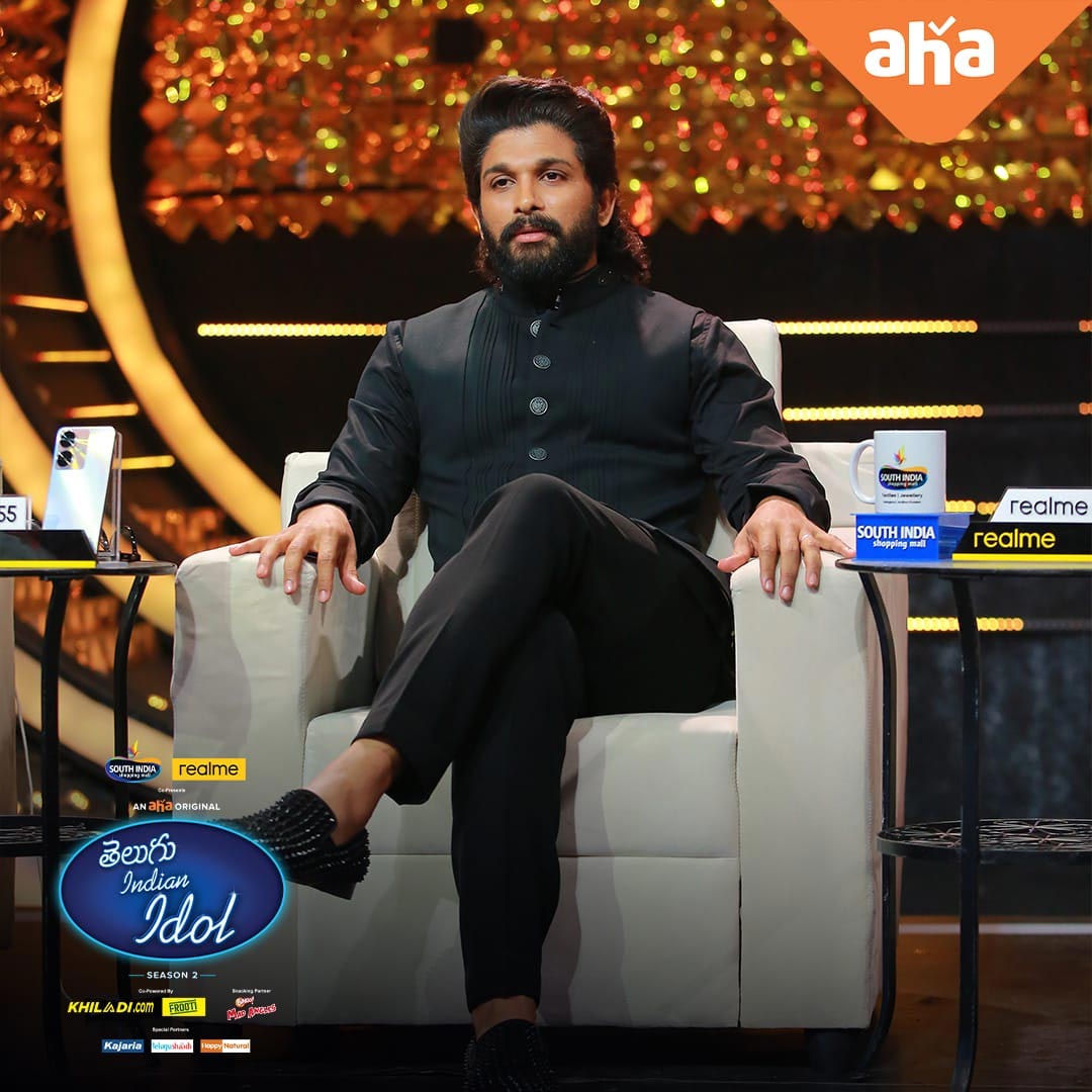 Allu Arjun Graces aha Telugu Indian Idol 2 Finale