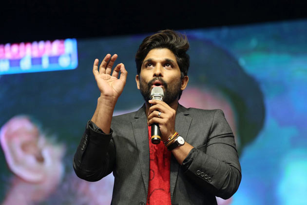 Allu Arjun's Interesting Lesson to Pawan Kalyan's Fans