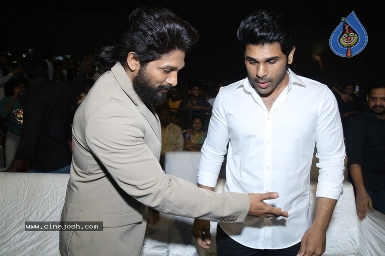 Allu Arjun praises Sirish for Urvasivo Rakshasivo