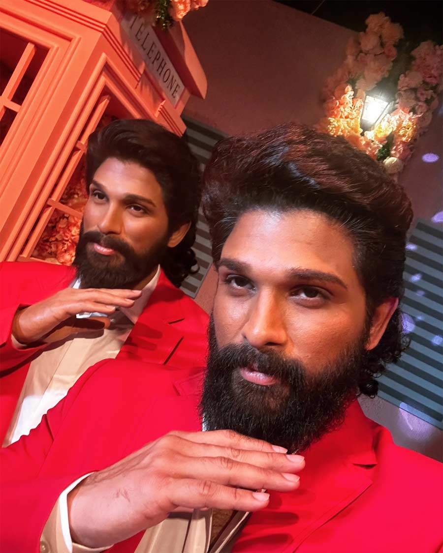 Allu Arjun Wax Statue Unveiled At Madame Tussauds Dubai | Cinejosh.com