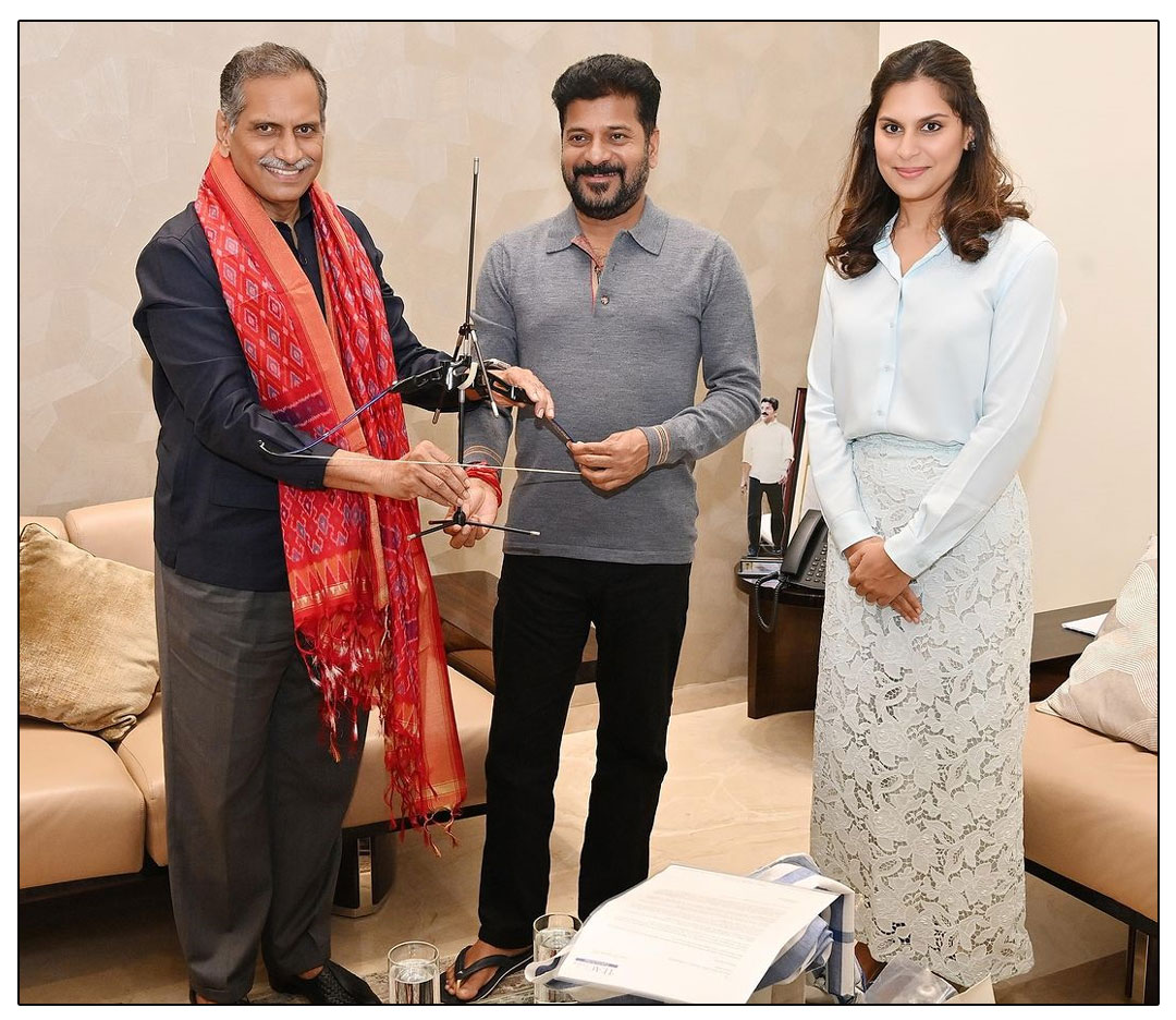  Anil Kamineni was honored by Telangana Chief Minister Shri Revanth Reddy 