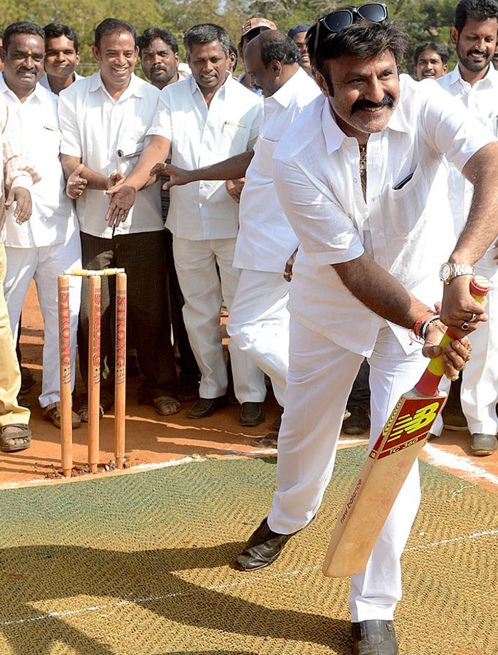 Balakrishna Launches Cricket Tourney in Hindupur