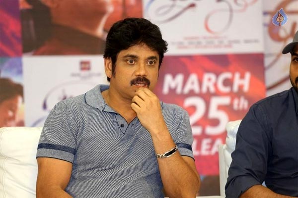 Can Nagarjuna Get Box Office Approval For Oopiri?