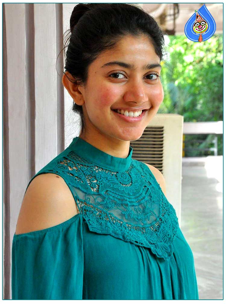 Chandoo Mondeti praising Sai Pallavi logical approach