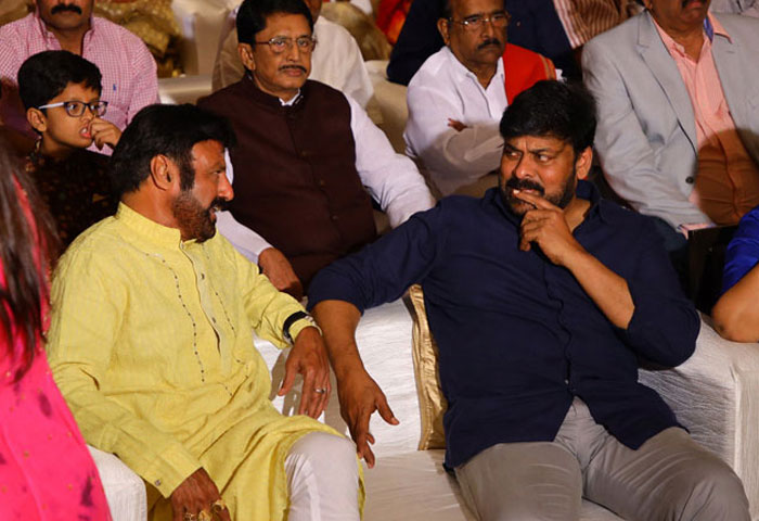 Chiranjeevi and Balakrishna's Pic Goes Viral