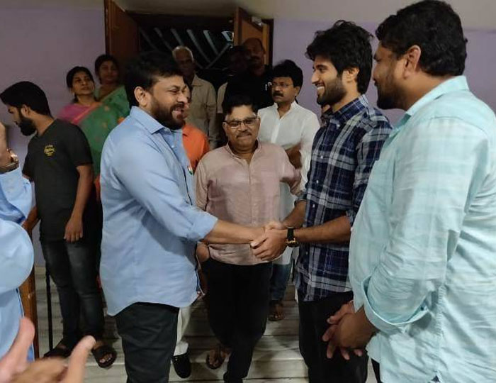 Chiranjeevi Chief Guest for Geetha Govindam Success Meet