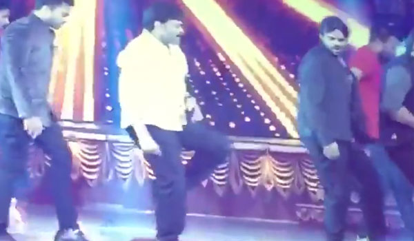 Chiranjeevi Stunning Dance Performance at CIneMAA