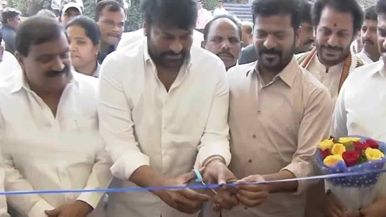 Chiru graces as Revanth inaugurates Eco Friendly Park