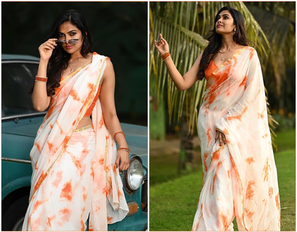 Divi Vadthya Wows In A Saree