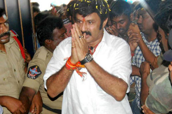 Galibipalli Villagers Stop Balakrishna